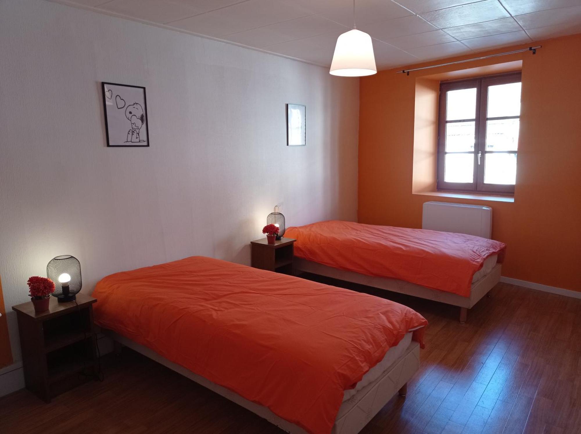 Le T3 Avec Deux Chambres Saint-Claude Buitenkant foto
